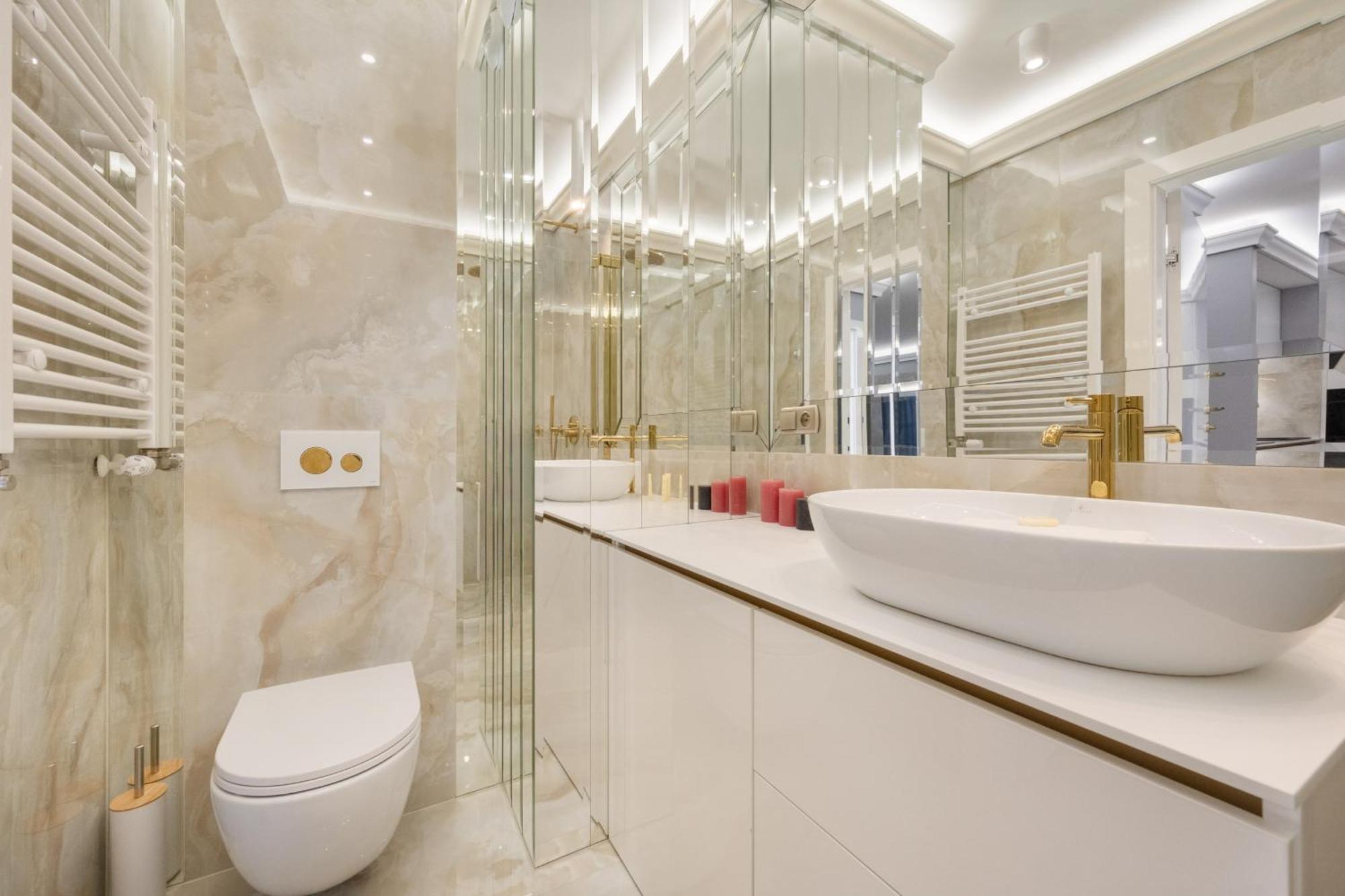 Elegant Apartment With Balcony By The Oder River In Wroclaw By Renters Prestige Exteriör bild
