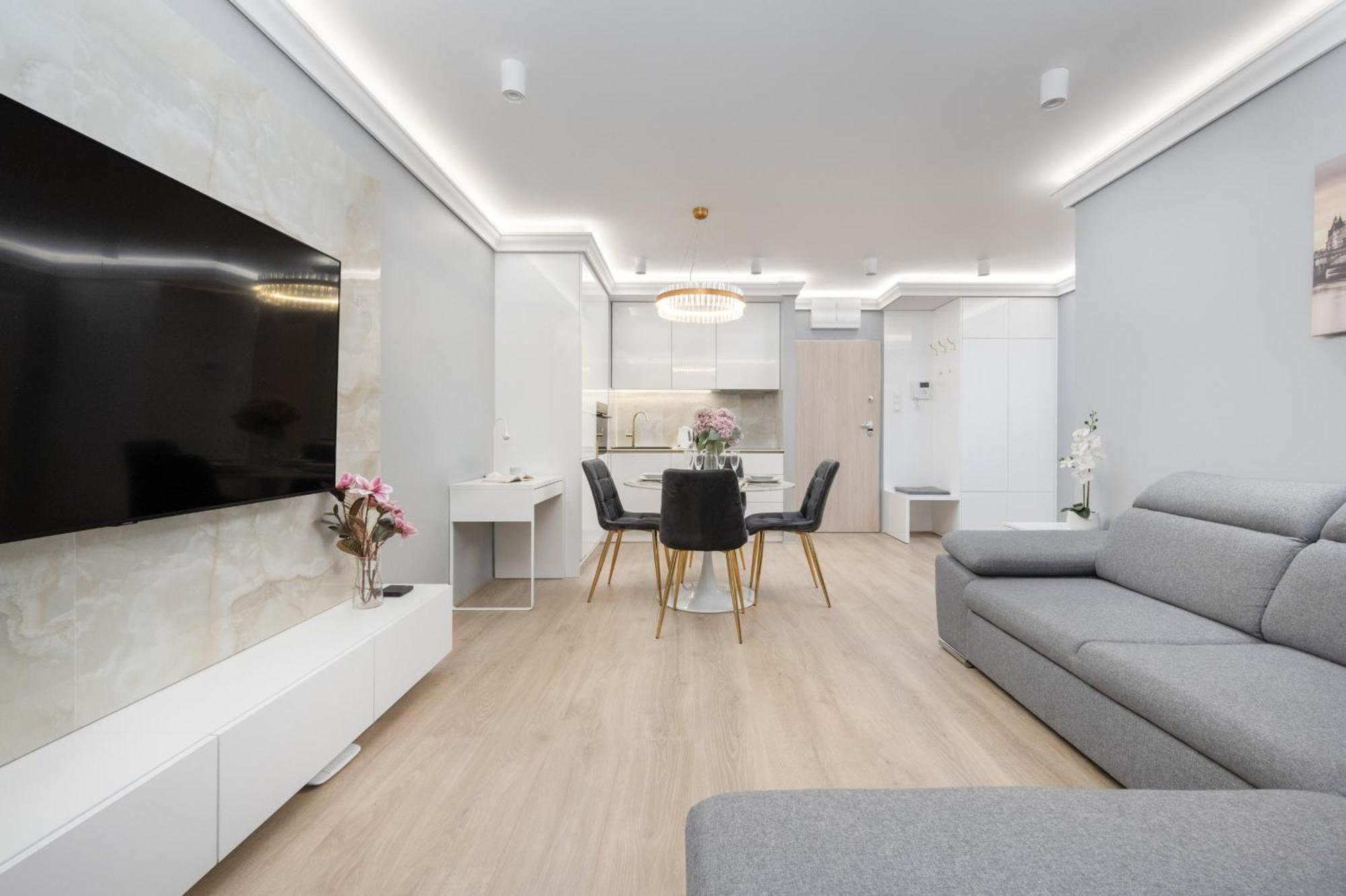 Elegant Apartment With Balcony By The Oder River In Wroclaw By Renters Prestige Exteriör bild
