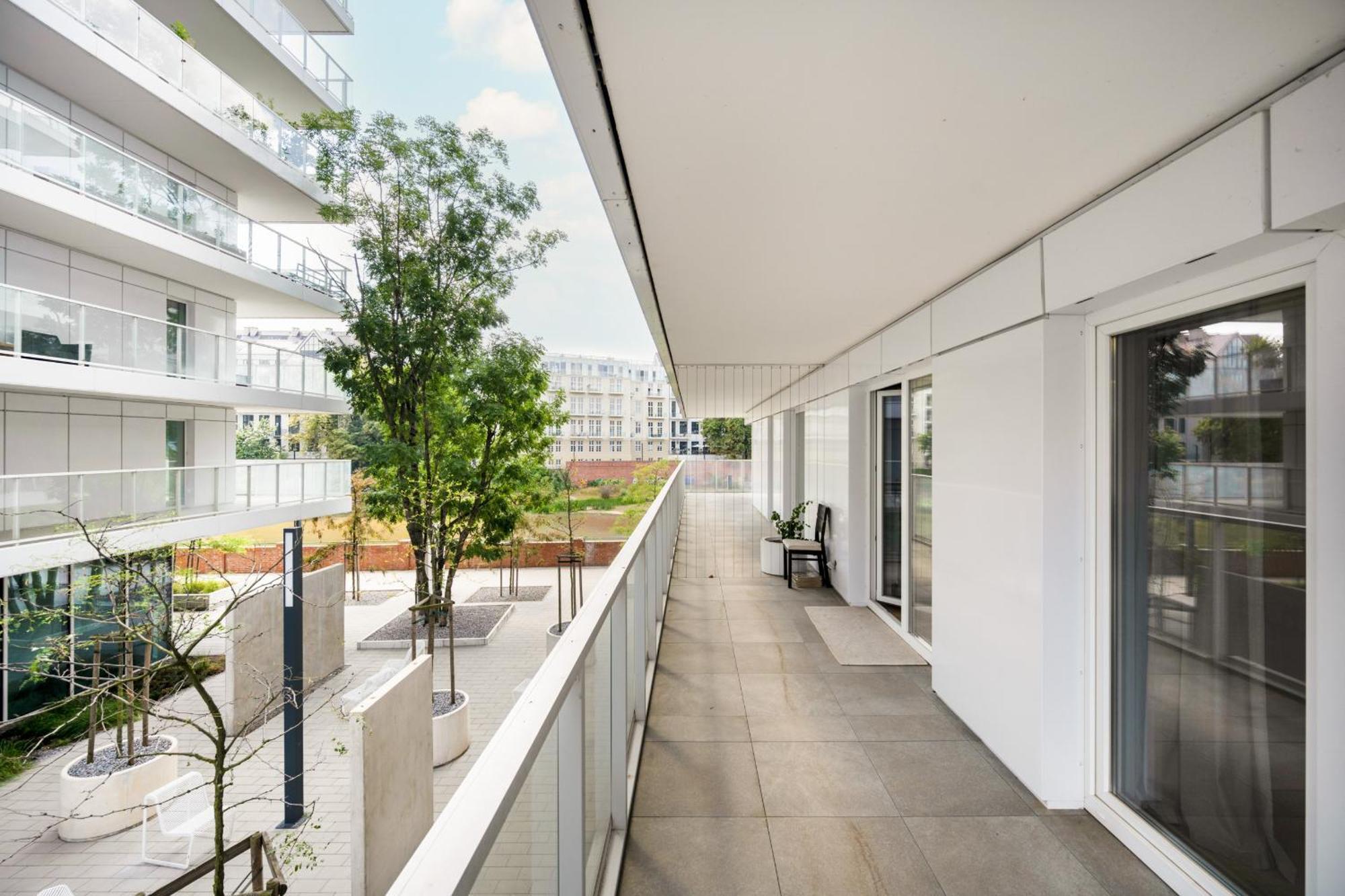 Elegant Apartment With Balcony By The Oder River In Wroclaw By Renters Prestige Exteriör bild
